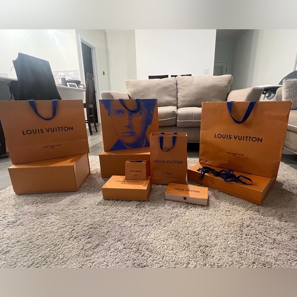 Louis Vuitton Orange and Blue Gift Set